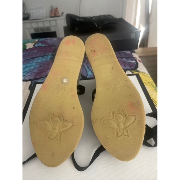 GUCCI CROCHET PEARL ESPADRILLE WEDGES - Picture 2 of 6